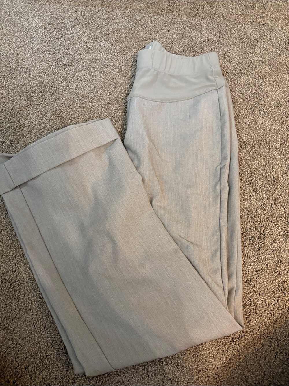 NWOT Maternity dress pants